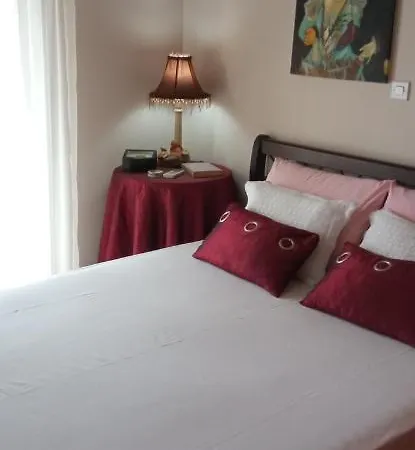 Margaret Vacation House 52 * Kamena Vourla